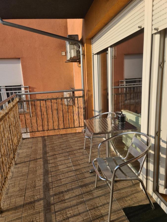 Apartman *Joy* Eszék Kültér fotó