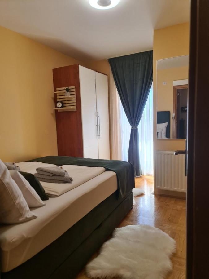 Apartman *Joy* Eszék Kültér fotó