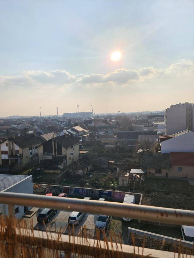 Apartman *Joy* Eszék Kültér fotó